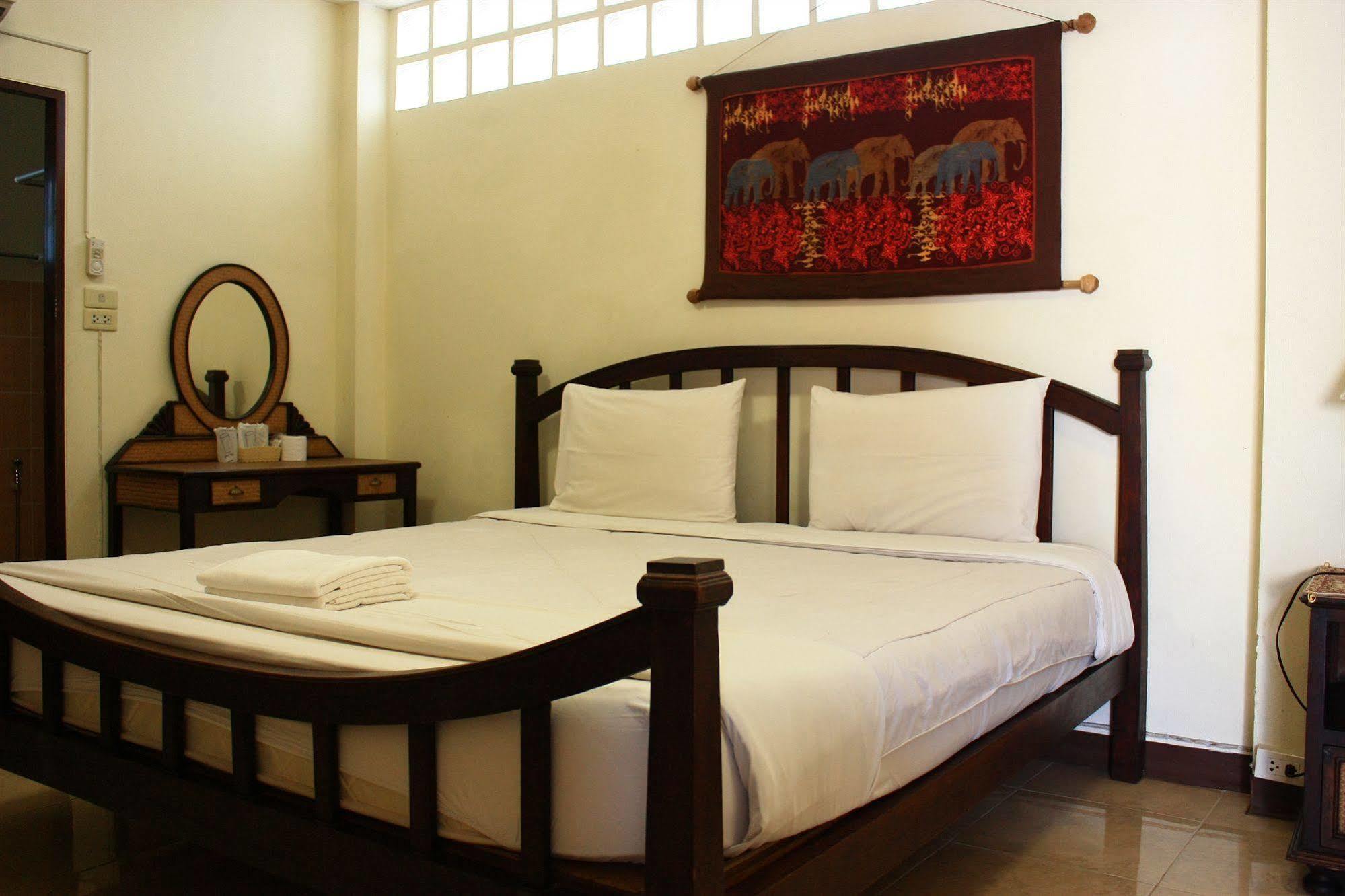 โรงแรมตีฆ้อง - Tri Gong Hotel Chiang Mai Dış mekan fotoğraf